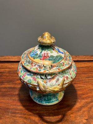Service à thé de 11 pièces en porcelaine de Chine famille rose de Canton, 19ème — photo 20