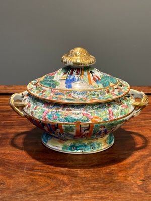 Service à thé de 11 pièces en porcelaine de Chine famille rose de Canton, 19ème — photo 21