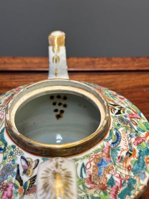 Service à thé de 11 pièces en porcelaine de Chine famille rose de Canton, 19ème — photo 8