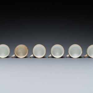 Service à thé de 14 pièces en porcelaine de Paris à décor d'angelots, marque de Nast, 19ème — photo 14