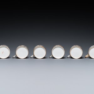 Service à thé de 14 pièces en porcelaine de Paris à décor d'angelots, marque de Nast, 19ème — photo 15