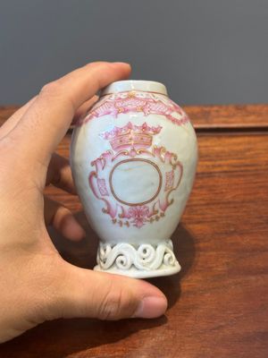 Service à thé de 28 pièces en porcelaine de Chine aux monogrammes couronnés, Qianlong — photo 40
