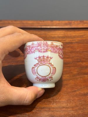 Service à thé de 28 pièces en porcelaine de Chine aux monogrammes couronnés, Qianlong — photo 47