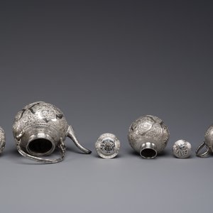 Service à thé en argent de quatre pièces sur présentoir, marque Tu Mao Xing 塗茂興, Chine, 19ème — photo 11