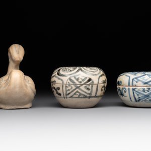 Seven Annamese or Vietnamese blue, white and polychrome wares, 16/17th C. — photo 11