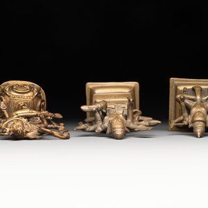 Seven bronze figures of deities and a religious relief plaque, India and Nepal, 18/19th C. — 照片 14