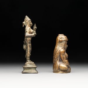 Seven bronze figures of deities and a religious relief plaque, India and Nepal, 18/19th C. — 照片 19