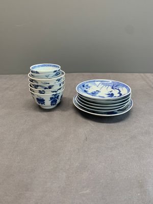 Seven Chinese blue and white cups and six saucers, Kangxi/Yongzheng — photo 1