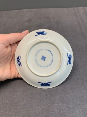 Seven Chinese blue and white cups and six saucers, Kangxi/Yongzheng — photo 14