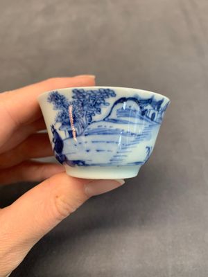 Seven Chinese blue and white cups and six saucers, Kangxi/Yongzheng — photo 17