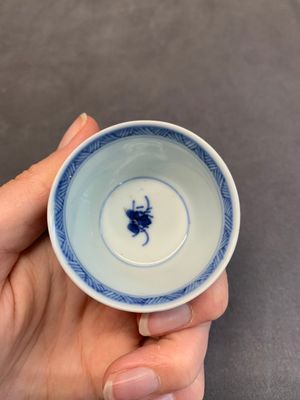 Seven Chinese blue and white cups and six saucers, Kangxi/Yongzheng — photo 20