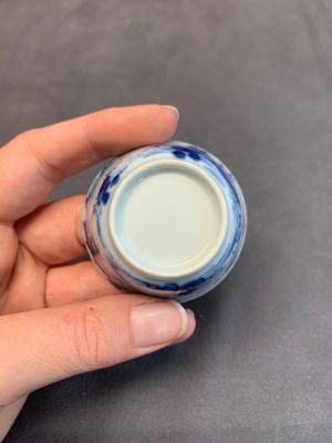 Seven Chinese blue and white cups and six saucers, Kangxi/Yongzheng — photo 21