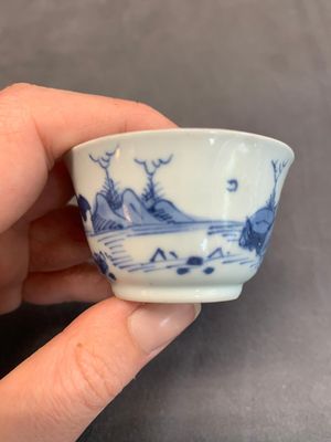 Seven Chinese blue and white cups and six saucers, Kangxi/Yongzheng — photo 25