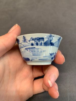 Seven Chinese blue and white cups and six saucers, Kangxi/Yongzheng — photo 30