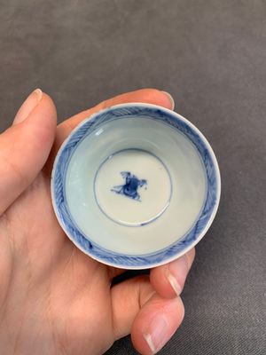 Seven Chinese blue and white cups and six saucers, Kangxi/Yongzheng — photo 32
