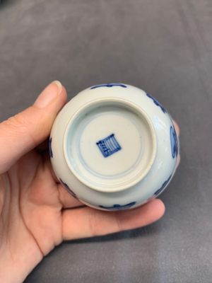 Seven Chinese blue and white cups and six saucers, Kangxi/Yongzheng — photo 45