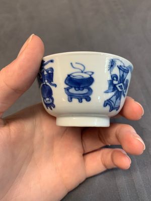 Seven Chinese blue and white cups and six saucers, Kangxi/Yongzheng — photo 53