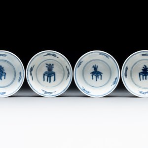 Seven Chinese blue and white cups and six saucers, Kangxi/Yongzheng — photo 11