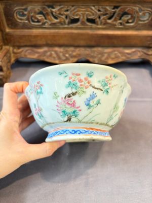Seven Chinese blue and white, famille rose, and celadon wares, 18/19th C. — foto 25