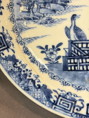 Seven Chinese blue and white, famille rose, and celadon wares, 18/19th C. — foto 45