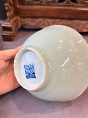 Seven Chinese blue and white, famille rose, and celadon wares, 18/19th C. — foto 8