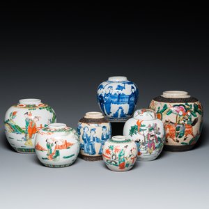 Seven Chinese blue and white, famille rose and verte jars, 19/20th C. — photo 1