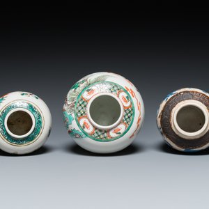 Seven Chinese blue and white, famille rose and verte jars, 19/20th C. — photo 12