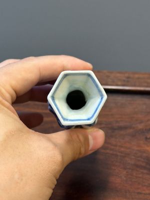 Seven Chinese blue and white 'Long Eliza' miniature vases, Kangxi — 照片 30