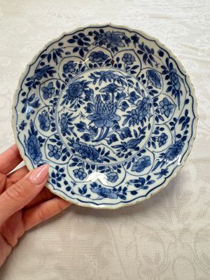 Seven Chinese blue and white plates with figural and floral design, 18/19th C. — photo 42