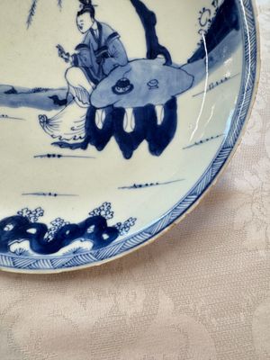 Seven Chinese blue and white plates with figural and floral design, 18/19th C. — photo 6