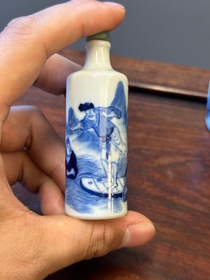 Seven Chinese blue, white and copper-red snuff bottles, Yongle and Yongzheng mark, 19th C. — photo 22