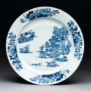 Seven Chinese blue, white, Imari-style and famille rose plates, Kangxi/Qianlong — photo 2