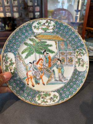 Seven Chinese Canton famille verte plates with figural design, 19th C. — photo 18