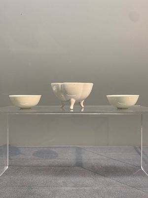 Seven Chinese Dehua blanc de Chine wares, 18th C. and later — photo 15