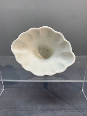 Seven Chinese Dehua blanc de Chine wares, 18th C. and later — photo 5