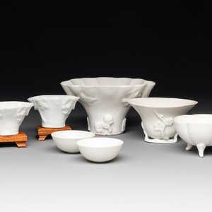 Seven Chinese Dehua blanc de Chine wares, 18th C. and later — photo 1