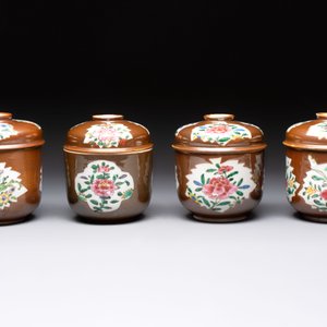 Seven Chinese famille rose capucin-brown-ground covered bowls, Qianlong — photo 4