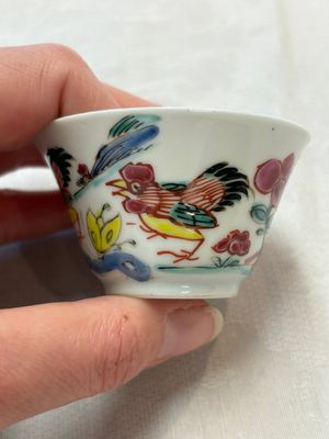 Seven Chinese famille rose cups and saucers, Yongzheng/Qianlong — photo 17