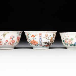 Seven Chinese famille rose cups and saucers, Yongzheng/Qianlong — photo 15