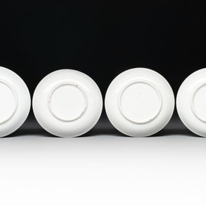 Seven Chinese famille rose cups and saucers, Yongzheng/Qianlong — photo 3