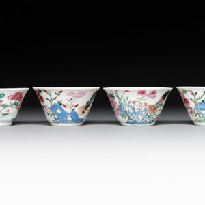 Seven Chinese famille rose cups and saucers, Yongzheng/Qianlong — photo 9