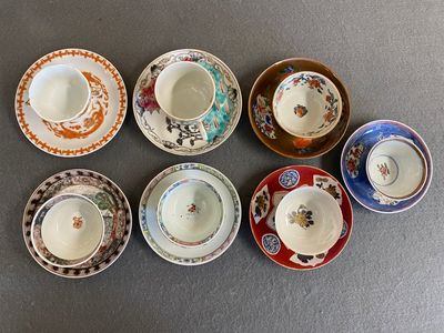 Seven Chinese famille rose cups and seven saucers, Yongzheng/Qianlong — photo 1