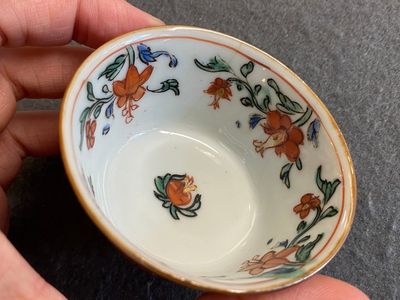 Seven Chinese famille rose cups and seven saucers, Yongzheng/Qianlong — photo 19