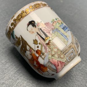 Seven Chinese famille rose cups, Yongzheng — photo 31