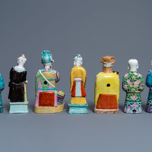 Seven Chinese famille rose figures, 18/19th C. — 照片 4