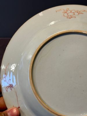 Seven Chinese famille rose 'Madame de Pompadour' plates, Qianlong, ca. 1745 — foto 25