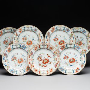 Seven Chinese famille rose 'Madame de Pompadour' plates, Qianlong, ca. 1745 — foto 1