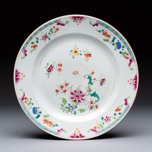 Seven Chinese famille rose plates with floral design, Qianlong — foto 8