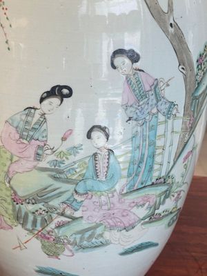 Seven Chinese famille rose vases, 19/20th C. — photo 56