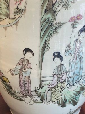 Seven Chinese famille rose vases, 19/20th C. — foto 20